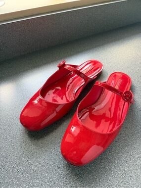 Women’s Larroude Red Patent Mary Jane Backless Flats